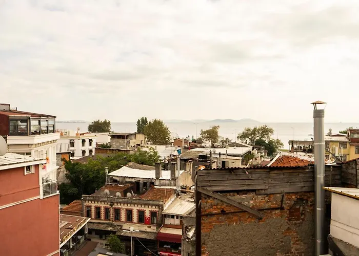 Kervanchi 公寓式酒店 4*